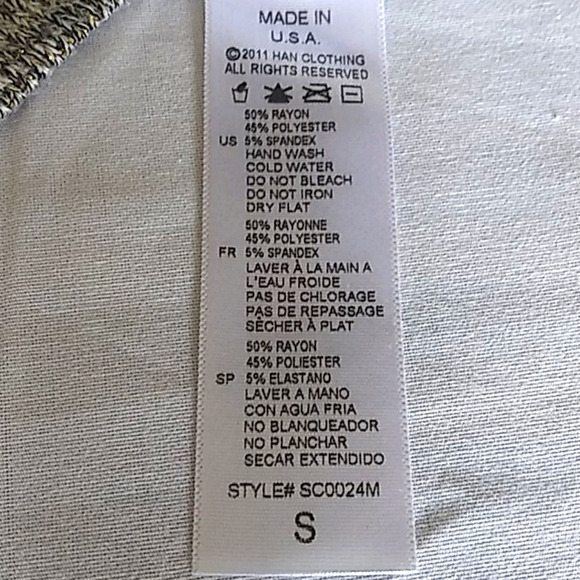 The Classic Cropped Graphic Sweater - Picture 7 of 7